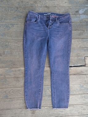 HT Denim High-Rise Super Skinny Jeans in Purple Size 11 Raw Hem